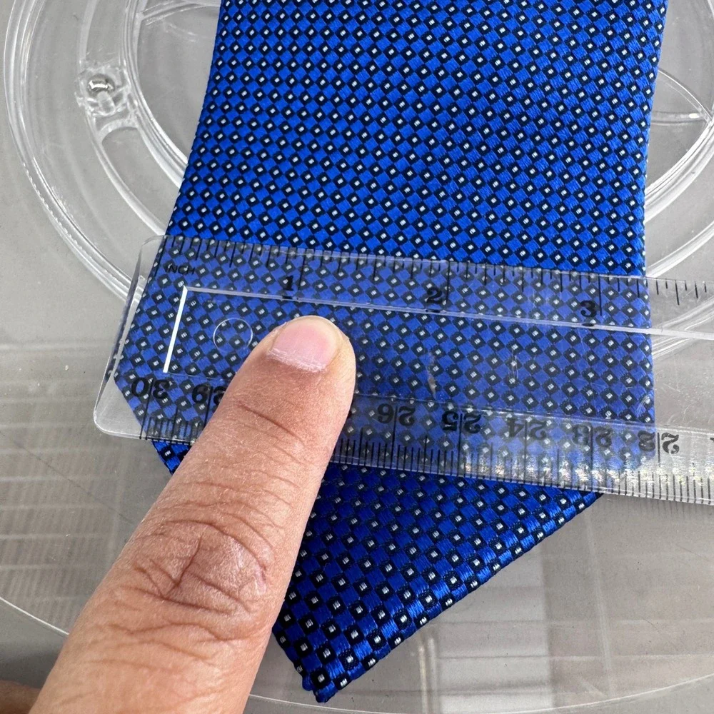 Haines & Bonner London Mens Silk Necktie Geometric Diamond Pattern Blue 3.25